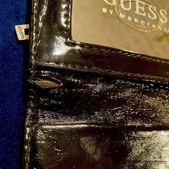 Guess classic black “leather” wallet - Picture 3 of 4